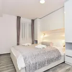 Вилла Seaside Oasis On Island With Private Pool And Ocean Views Вир