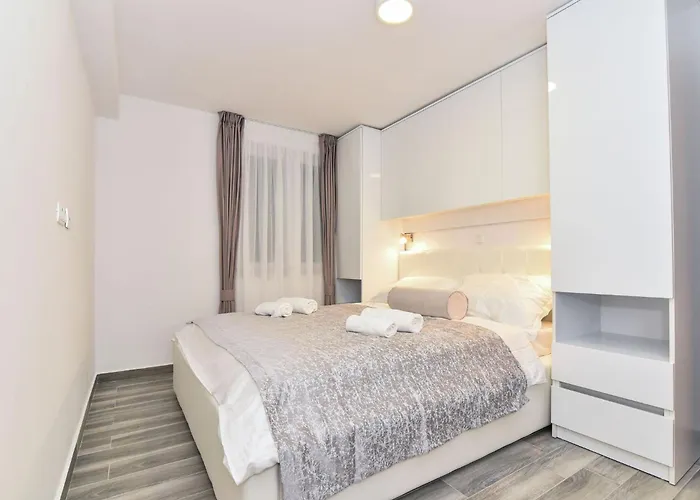别墅 Seaside Oasis On Island With Private Pool And Ocean Views 维尔